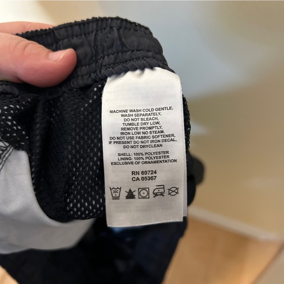 Columbia Hiking Shorts Grey Geometric Size M - Picture 8 of 9